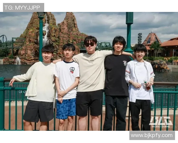 BLG战队在DOTA2中的节奏掌控与失误分析探讨