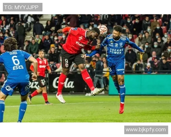 巴斯蒂亚与奥尔良的较量揭示法乙联赛的激烈竞争与战术博弈