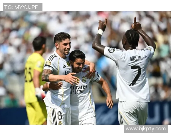 布鲁日主场迎战皇马争夺欧冠小组赛关键三分