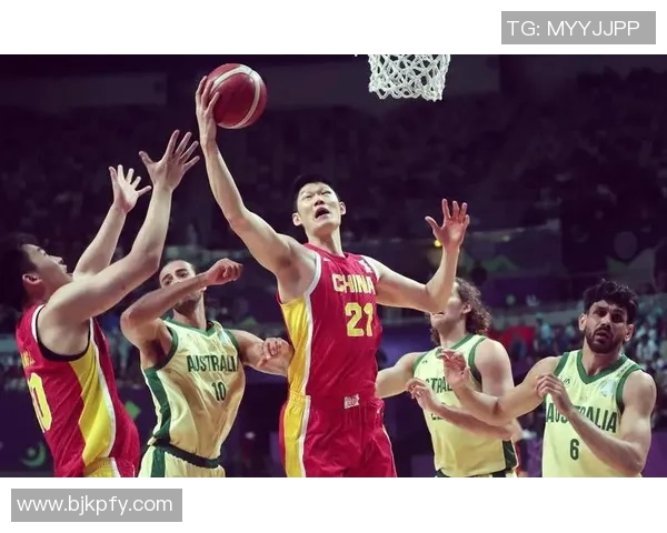 中国男篮迎战墨西哥队全力争胜展现团队实力与拼搏精神