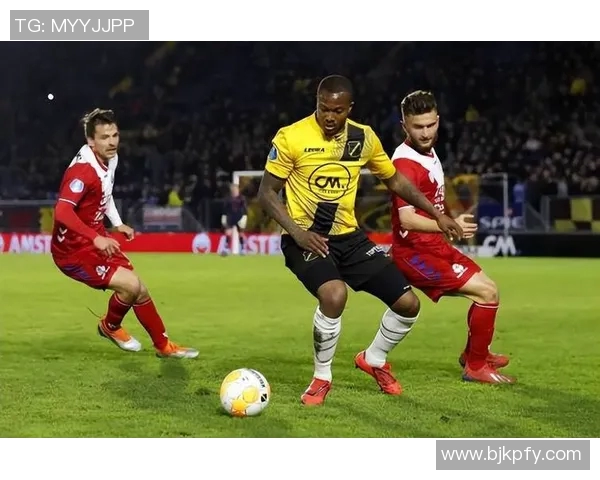 柏林联合与科降对决分析及赛季表现展望